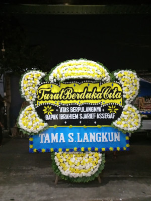 Papan Bunga Duka di Jangkar Mas